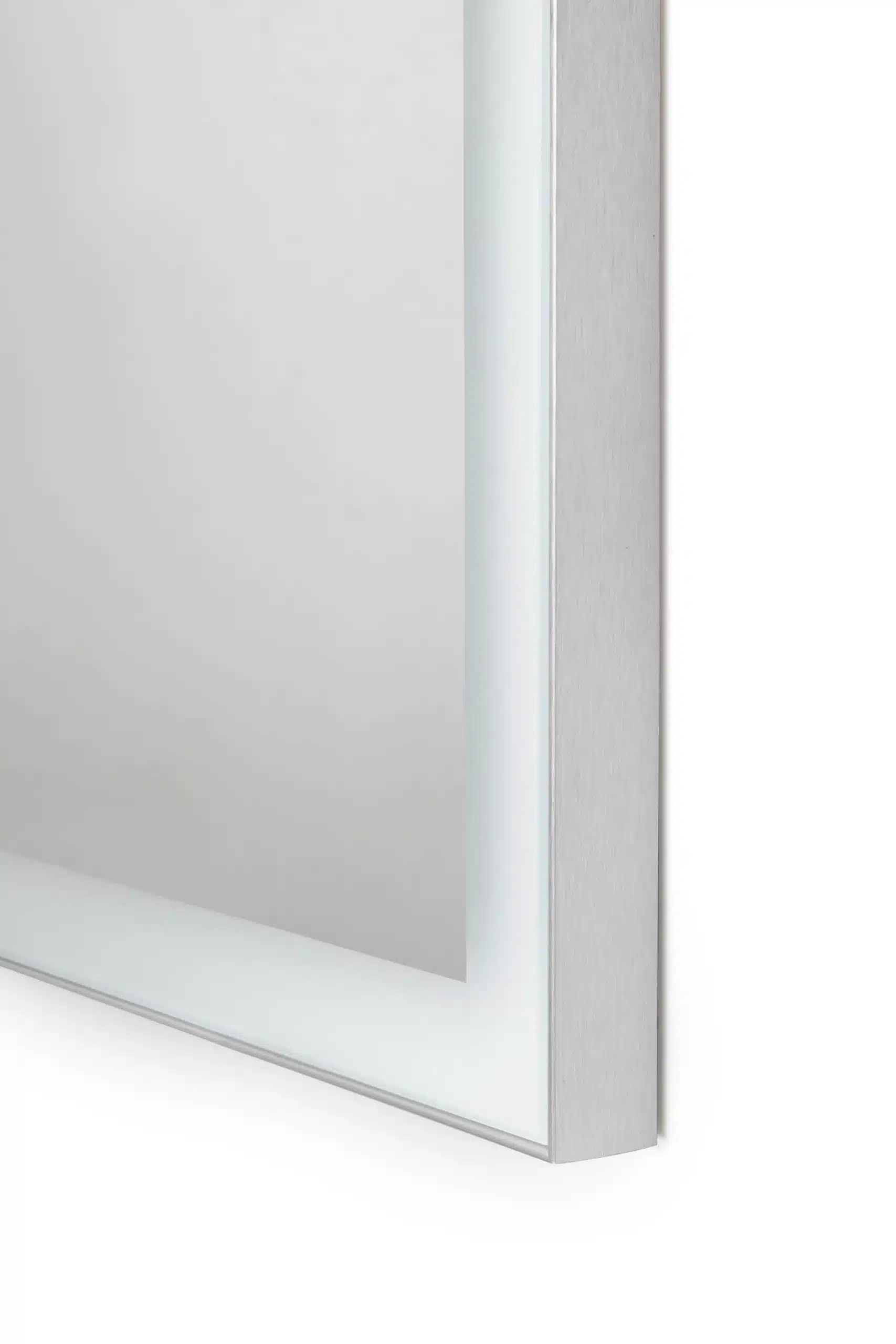 Mirror-for-hotel-with-led-in-the-frame-detail-chrome