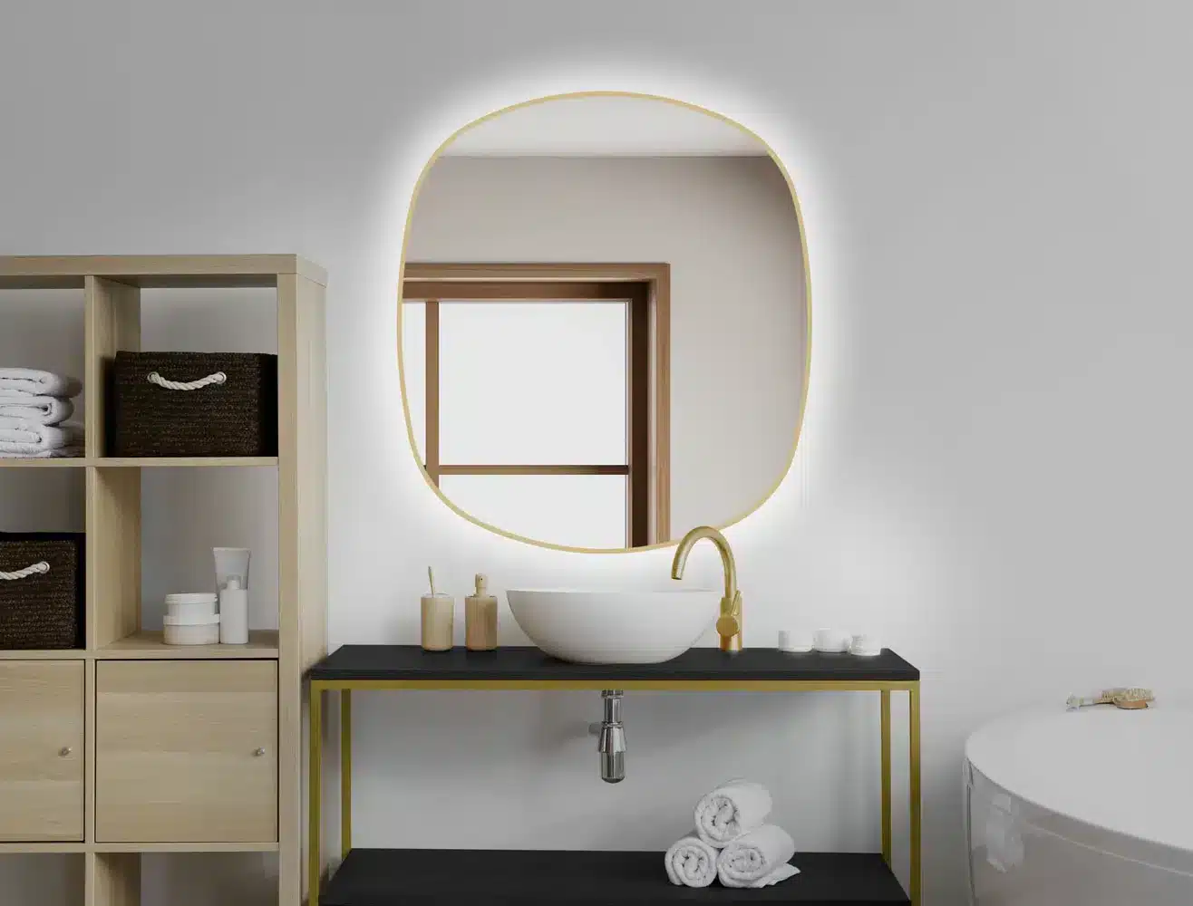 customizable-mirror-for-hotel-frame-gold