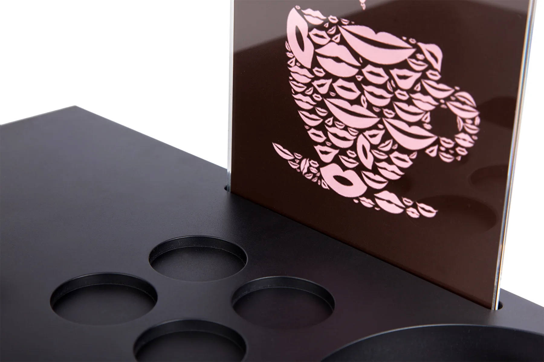 B-TRAY SIESTA with A5 leaflet holder