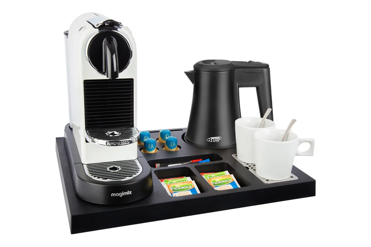 HospitalityTray-SIESTA-Kettle-STAR-BLACK-0.5L-NoLeaflet-WhiteCups