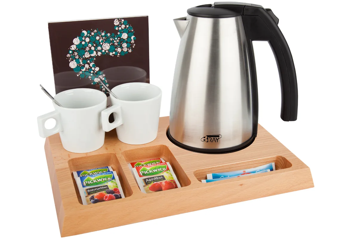 HospitalityTray-SIGNUM-Natural-Kettle-STYLE-1.0L-Leaflet-WhiteCups Wooden welcome tray - SIGNUM