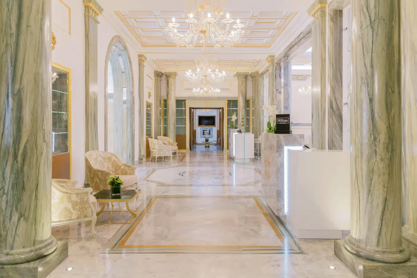 B-TRAY Italy: in-room solutions for hotels