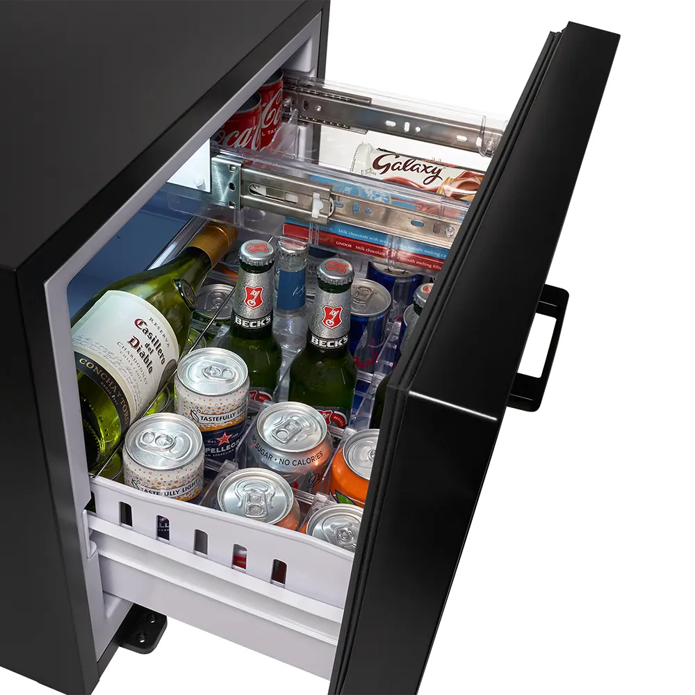 HENLEY minibar – handle and drawer front detail