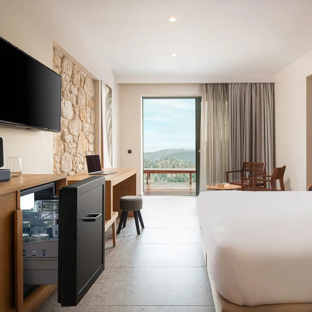 HENLEY minibar in camera hotel – installazione integrata in arredo (foto ambientata)