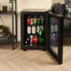 ETON minibar con porta in vetro – foto ambientata in camera hotel