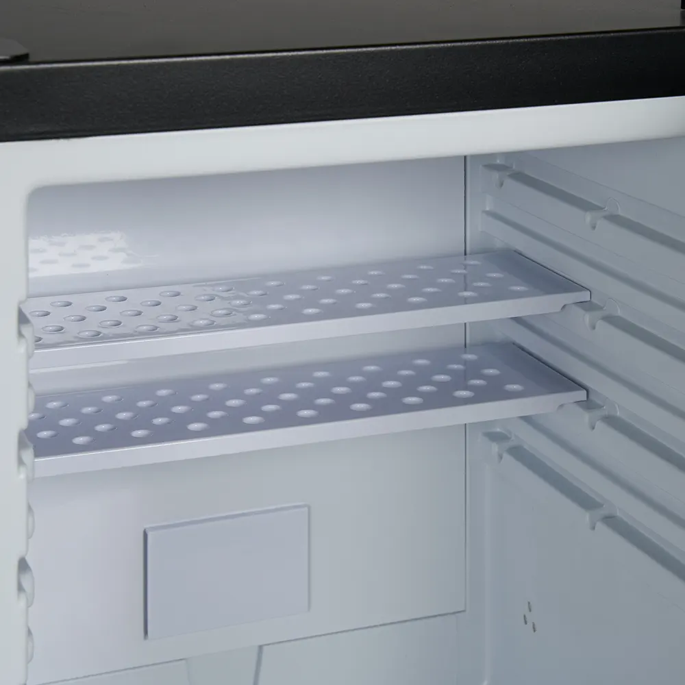 ETON minibar compatto 20L &ndash; dettaglio interno e ripiani