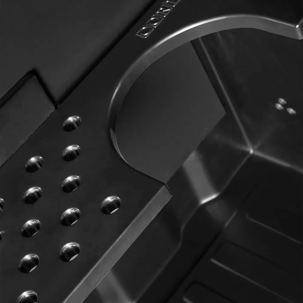 ETON “E” minibar compatto 10L – dettaglio ripiani interni